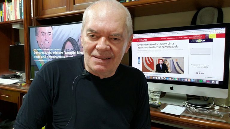 Lula: Bateção de cabeça de Bolsonaro tem pauta oculta